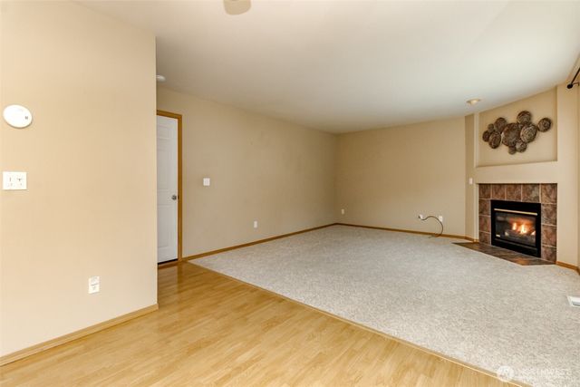 9621 148th Street Ct E, Puyallup, WA 98375