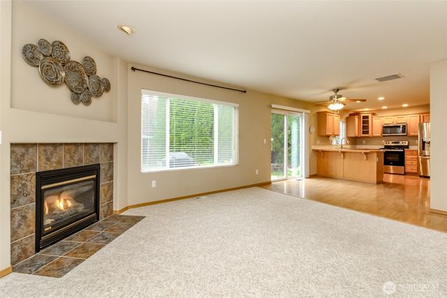 9621 148th Street Ct E, Puyallup, WA 98375
