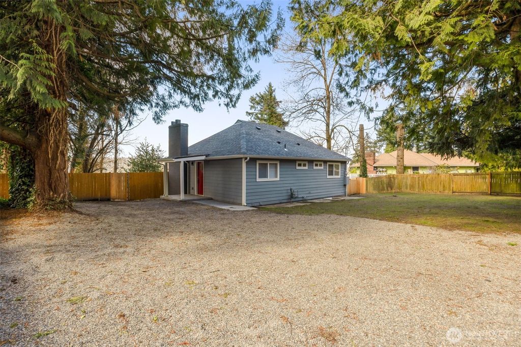 12041 S 56th Place, Seattle, WA 98178