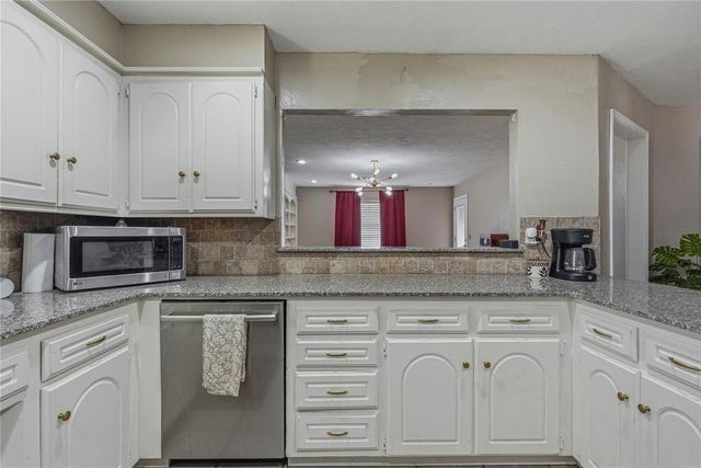 11917 Camelot Place, Oklahoma City, OK 73120