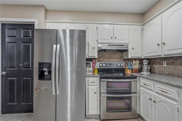 11917 Camelot Place, Oklahoma City, OK 73120