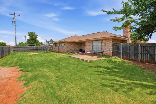 11917 Camelot Place, Oklahoma City, OK 73120