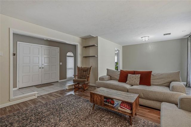 11917 Camelot Place, Oklahoma City, OK 73120