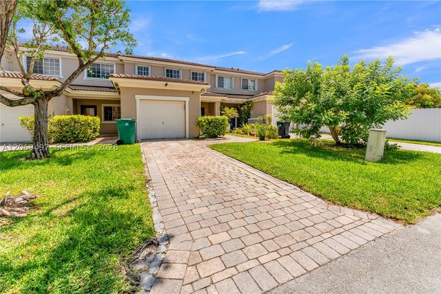 14211 SW 272nd Ln, Homestead, FL 33032