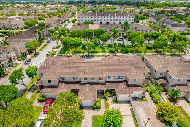 14211 SW 272nd Ln, Homestead, FL 33032