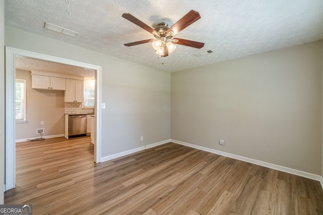 140 E Wright Street, Winder, GA 30680