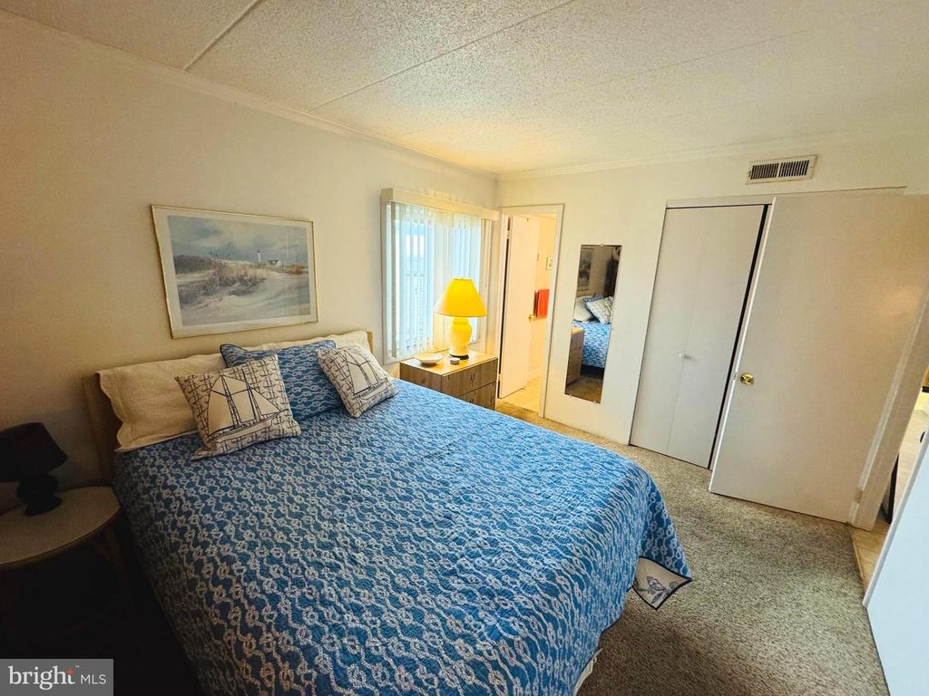 Image 11 of property listing at 2 80TH ST #212, Ocean City, MD 21842