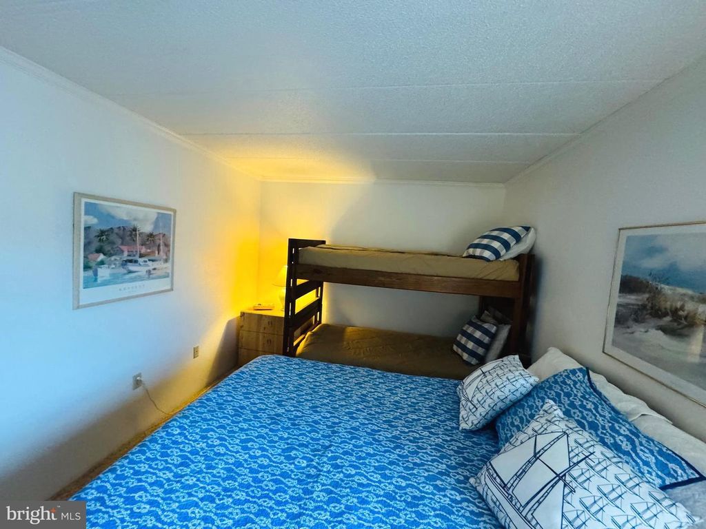 Image 12 of property listing at 2 80TH ST #212, Ocean City, MD 21842