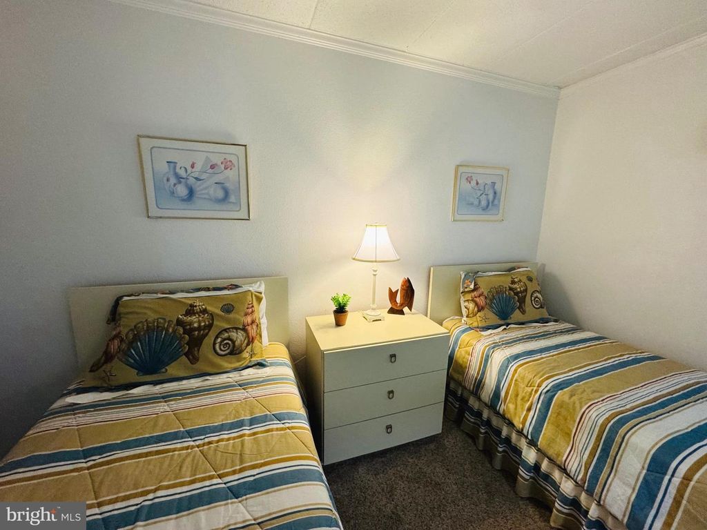 Image 15 of property listing at 2 80TH ST #212, Ocean City, MD 21842