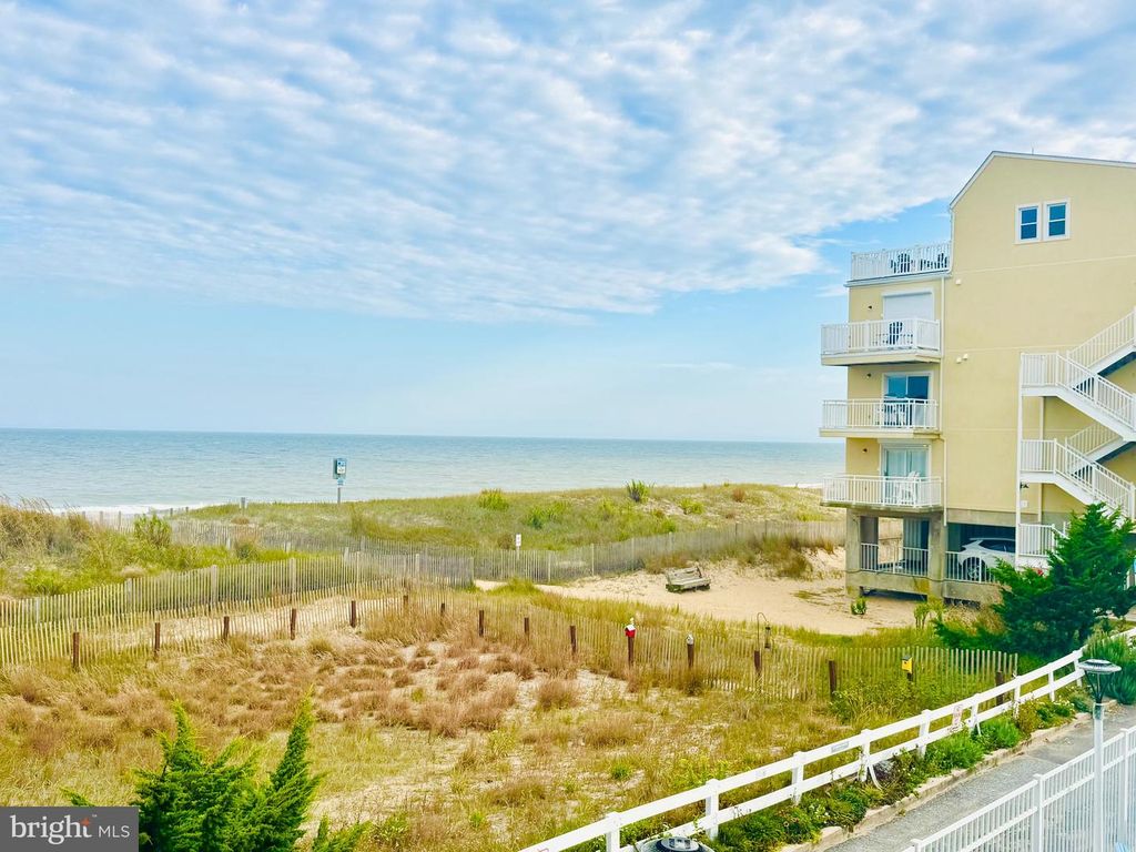 Image 20 of property listing at 2 80TH ST #212, Ocean City, MD 21842