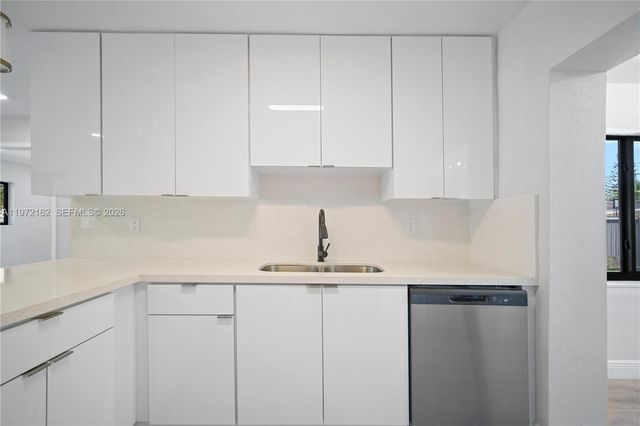 6530 SW 20th Ct, Miramar, FL 33023