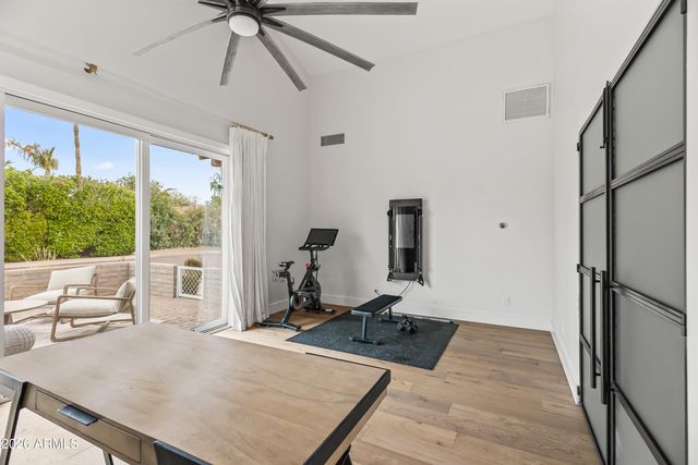 9202 N 83RD Place, Scottsdale, AZ 85258