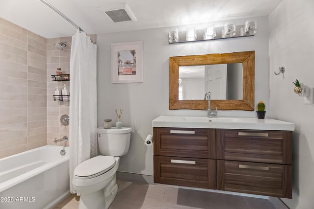 9202 N 83RD Place, Scottsdale, AZ 85258
