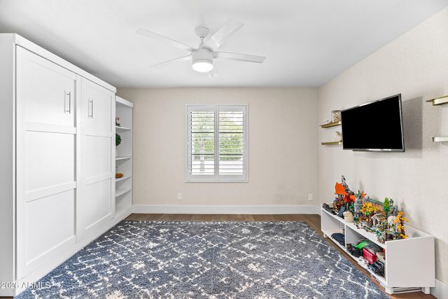 9202 N 83RD Place, Scottsdale, AZ 85258