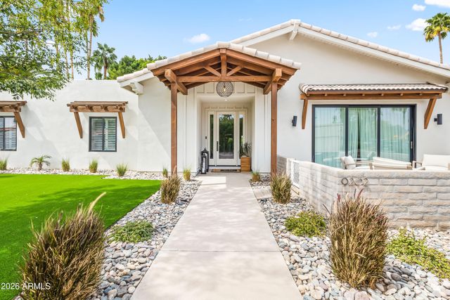 9202 N 83RD Place, Scottsdale, AZ 85258