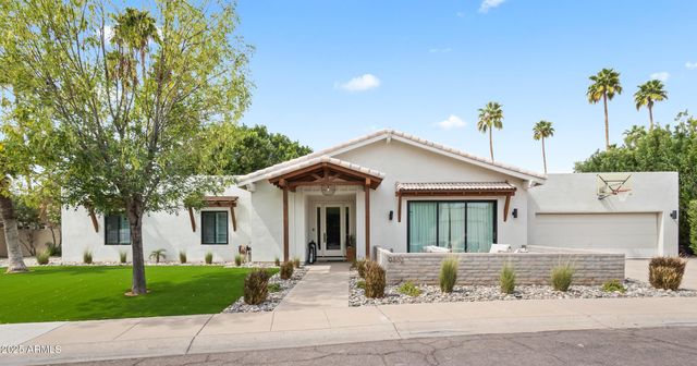 9202 N 83RD Place, Scottsdale, AZ 85258