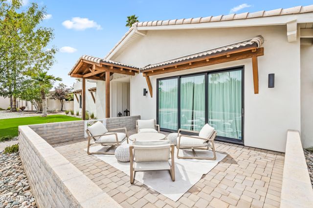 9202 N 83RD Place, Scottsdale, AZ 85258