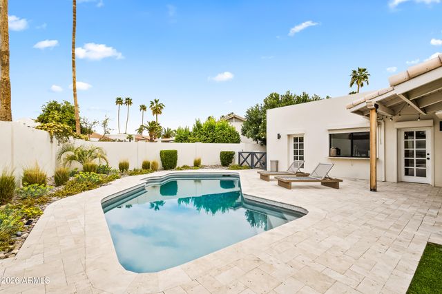 9202 N 83RD Place, Scottsdale, AZ 85258