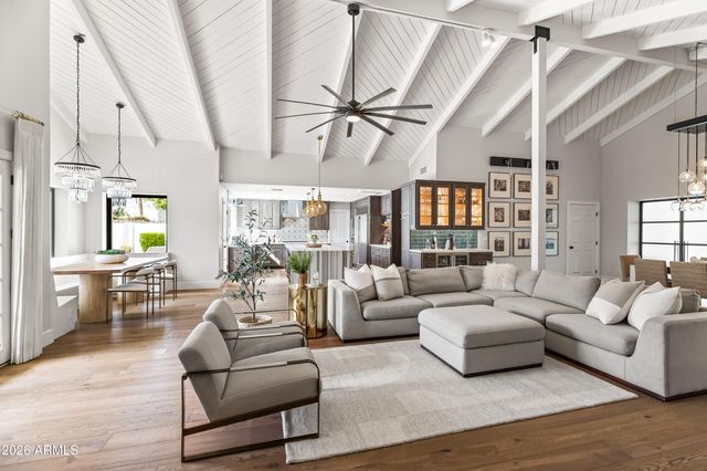 9202 N 83RD Place, Scottsdale, AZ 85258