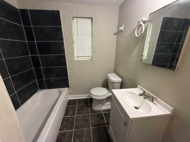 1439 MENAGER AVE, Memphis, TN 38106