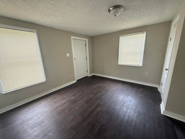 1439 MENAGER AVE, Memphis, TN 38106