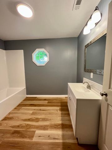 84 Stone Road, London, KY 40744