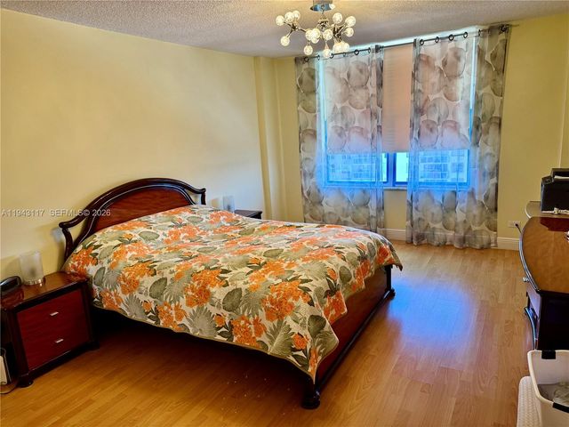 231 174th St 2308, Sunny Isles Beach, FL 33160