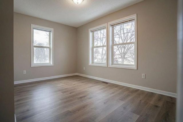 2946 Oliver Avenue N, Minneapolis, MN 55411