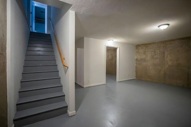 2946 Oliver Avenue N, Minneapolis, MN 55411