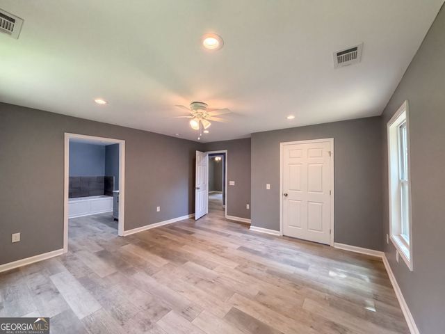 201 Deerfield Lane, Carrollton, GA 30116