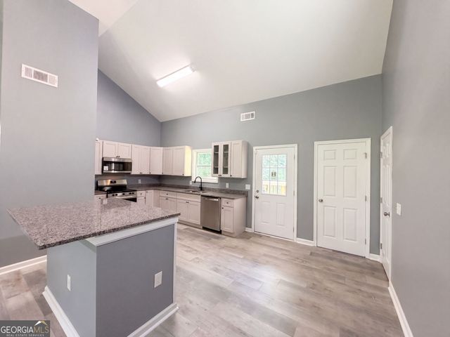 201 Deerfield Lane, Carrollton, GA 30116