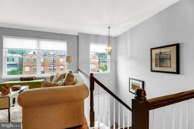 2090 CLIPPER PARK RD, Baltimore, MD 21211