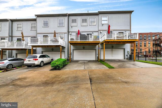 2090 CLIPPER PARK RD, Baltimore, MD 21211