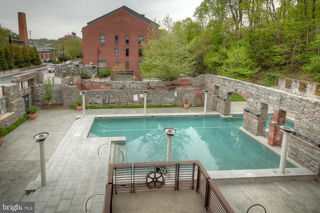 2090 CLIPPER PARK RD, Baltimore, MD 21211