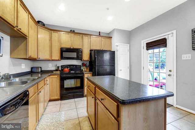 2090 CLIPPER PARK RD, Baltimore, MD 21211