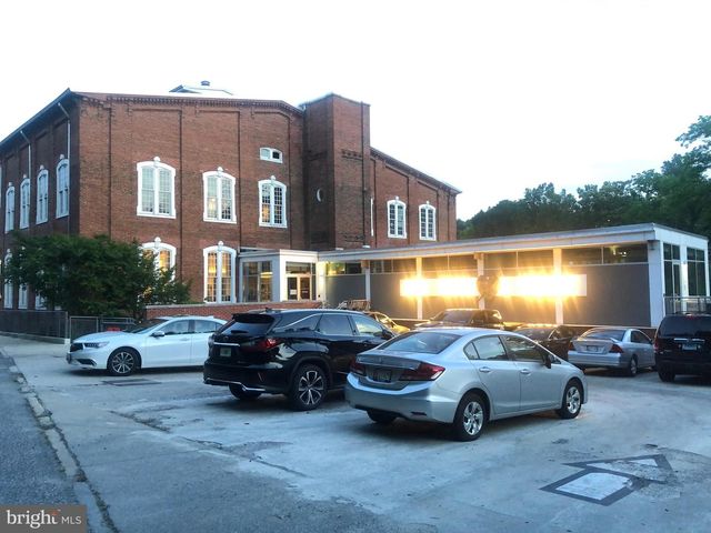 2090 CLIPPER PARK RD, Baltimore, MD 21211