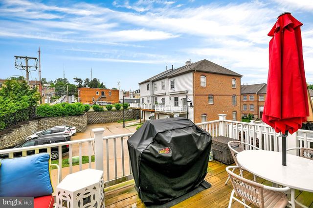 2090 CLIPPER PARK RD, Baltimore, MD 21211