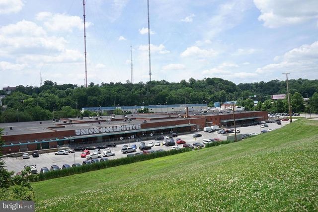 2090 CLIPPER PARK RD, Baltimore, MD 21211