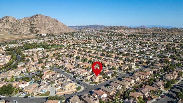 1401 Andulucia Place, Perris, CA 92571