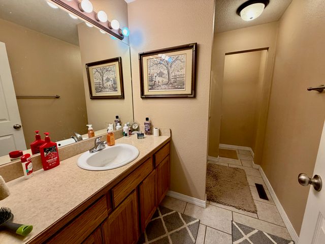 1339-1341 E Mcclernon Street, Springfield, MO 65803