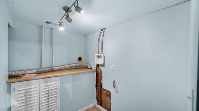 6310 Defiance Avenue, Portage, IN 46368