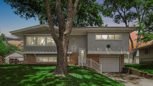 6310 Defiance Avenue, Portage, IN 46368