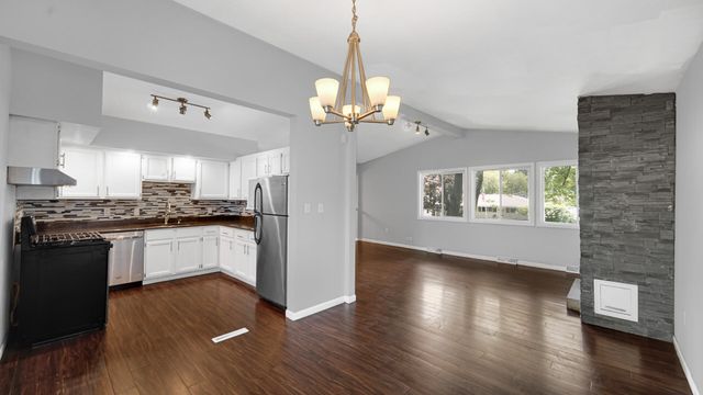 6310 Defiance Avenue, Portage, IN 46368