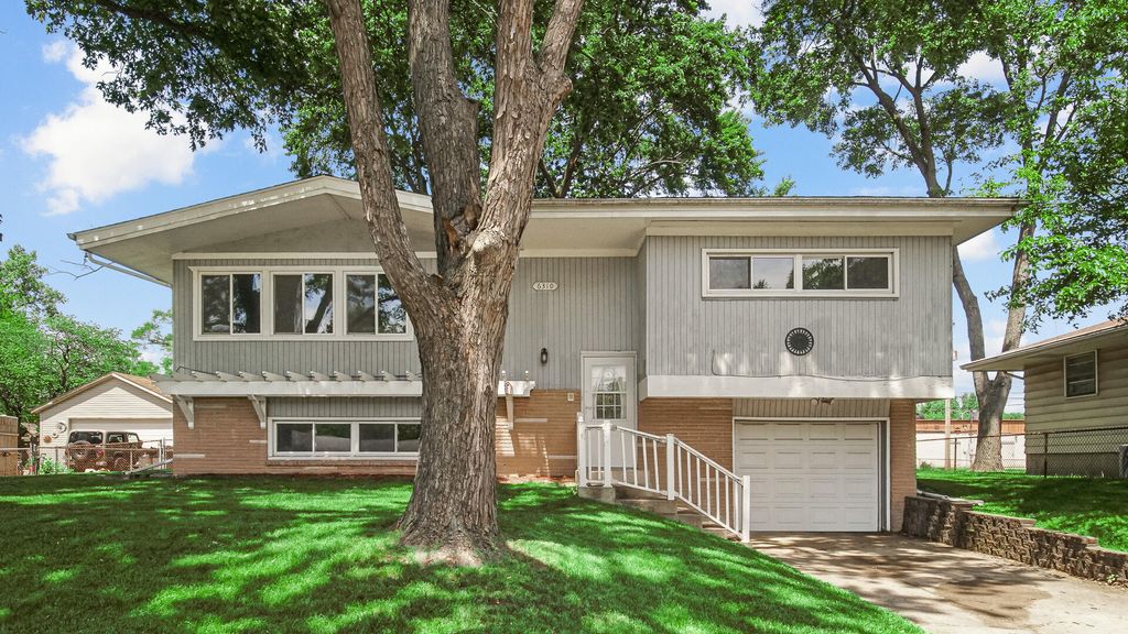 6310 Defiance Avenue, Portage, IN 46368