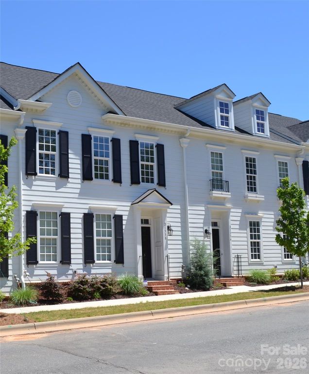 10209 Rainier Trail Drive NW, Huntersville, NC 28078