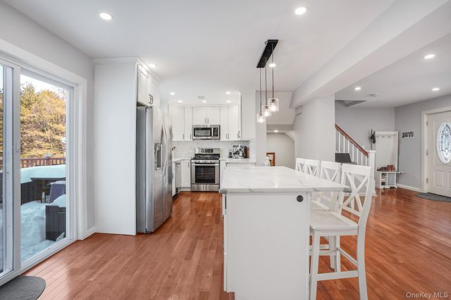 300 Washington Avenue, Pleasantville, NY 10570