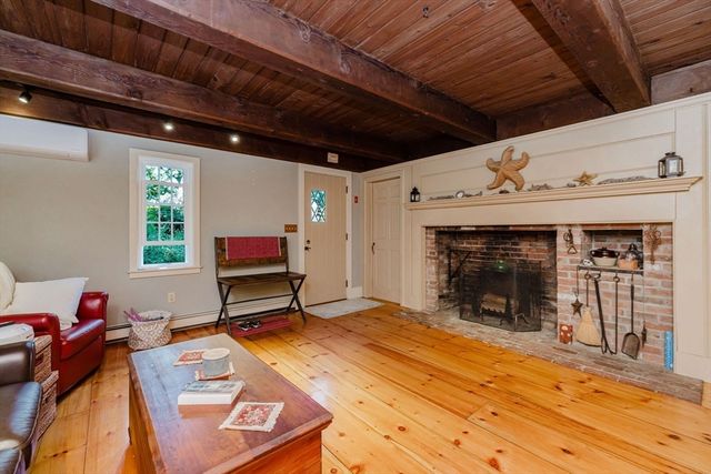 63 Bay Shore Dr, Plymouth, MA 02360