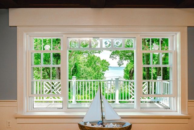 63 Bay Shore Dr, Plymouth, MA 02360