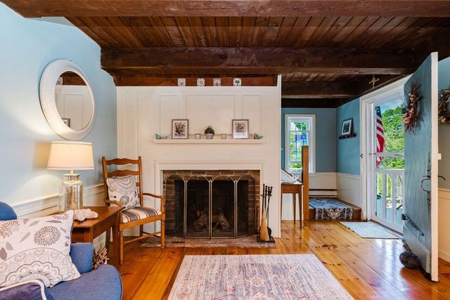 63 Bay Shore Dr, Plymouth, MA 02360