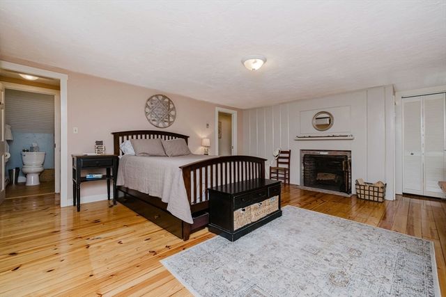 63 Bay Shore Dr, Plymouth, MA 02360